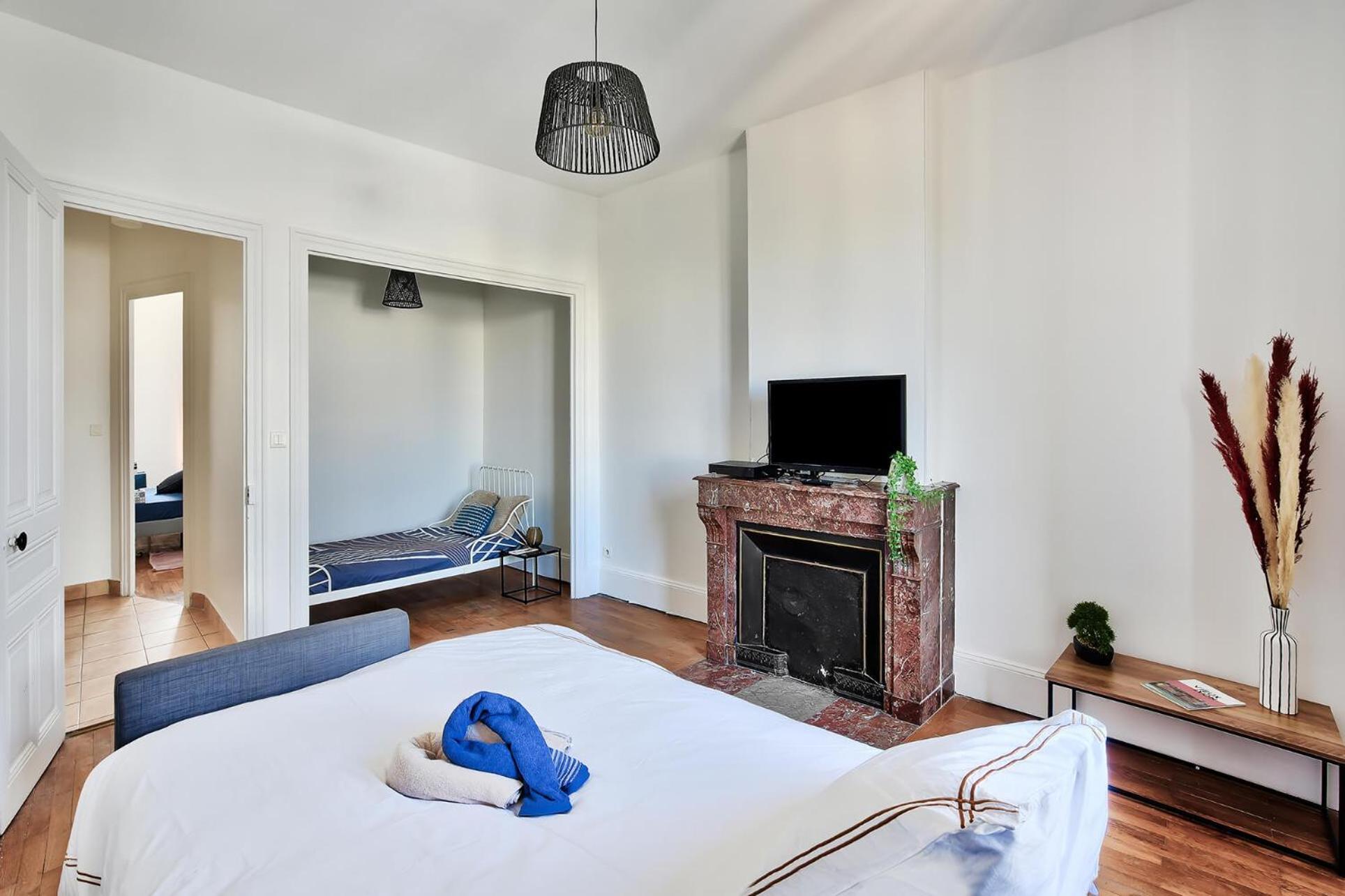 L'Oasis Urbaine - Spacieux Et Elegant Pour 5 Pers Saint-Fons Exteriör bild
