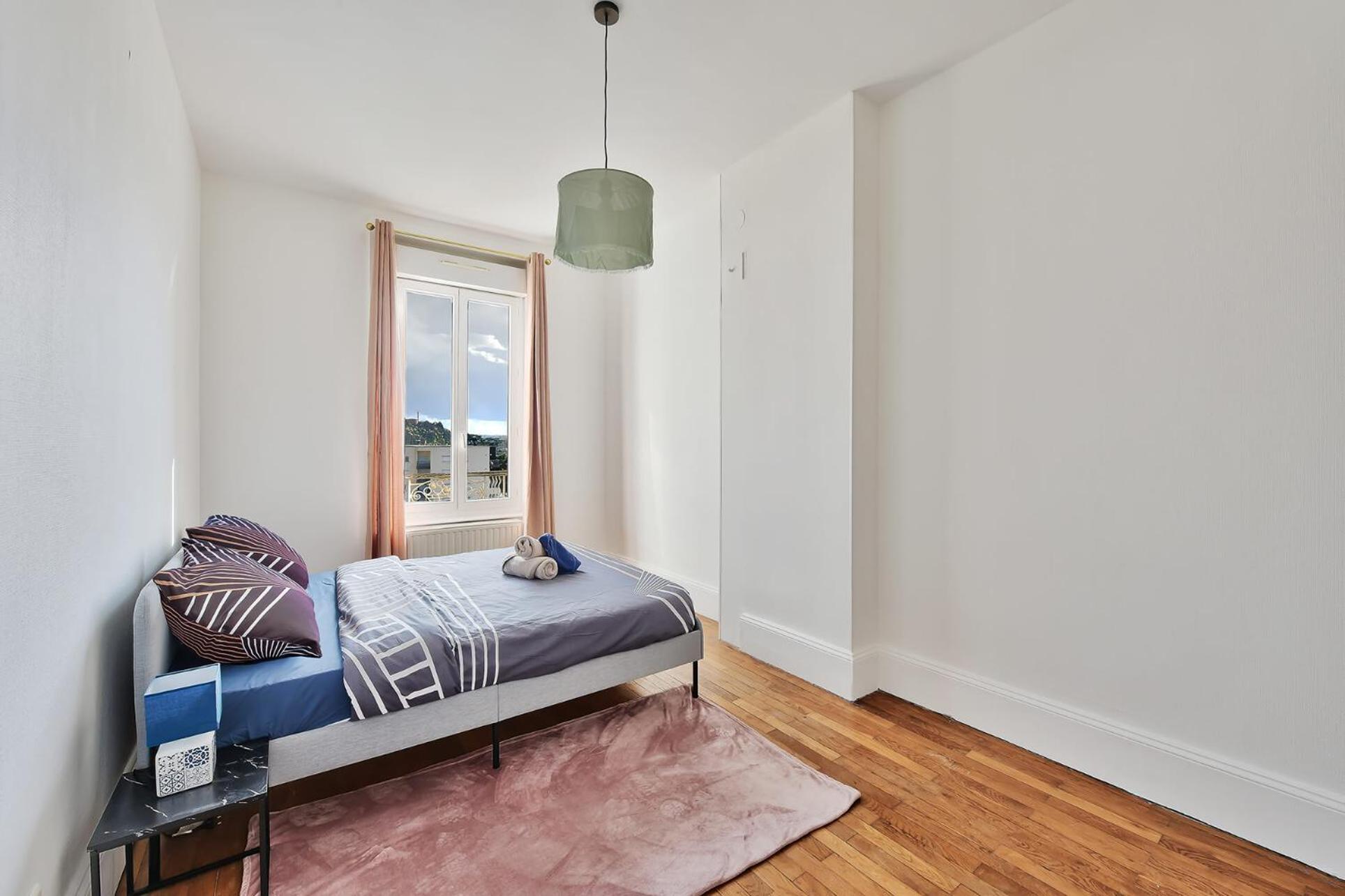 L'Oasis Urbaine - Spacieux Et Elegant Pour 5 Pers Saint-Fons Exteriör bild