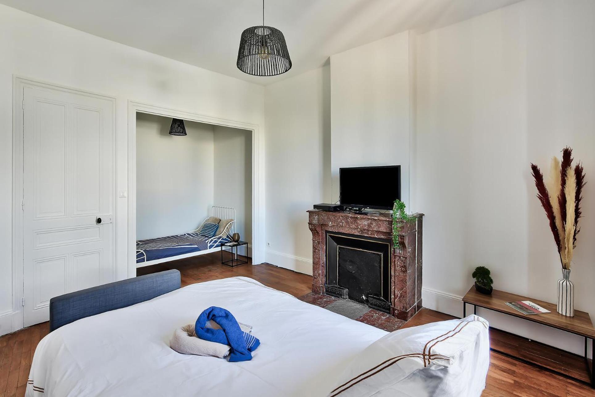 L'Oasis Urbaine - Spacieux Et Elegant Pour 5 Pers Saint-Fons Exteriör bild